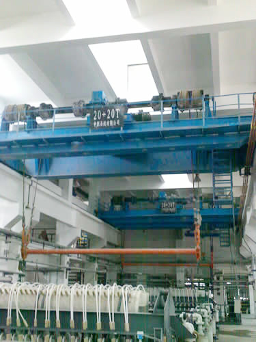 钛白粉厂水洗工段液滤机专用起重机