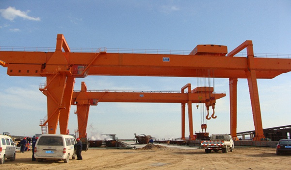 辽宁辽阳45吨集装箱起重机厂家港口货运门机